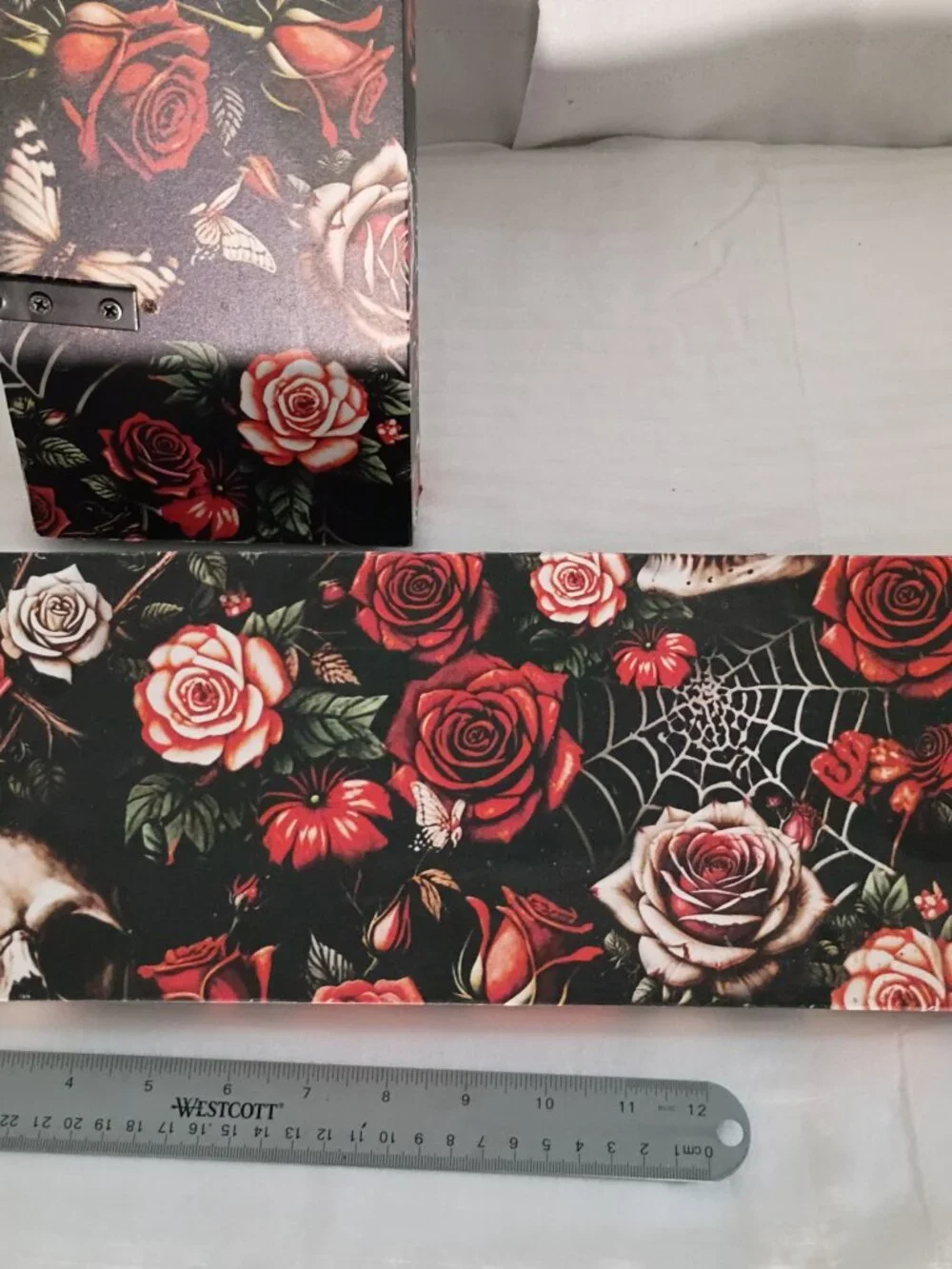 NEW Pair Handmade Matching Red & Black Skulls, Spider Webs,& Roses Shelves